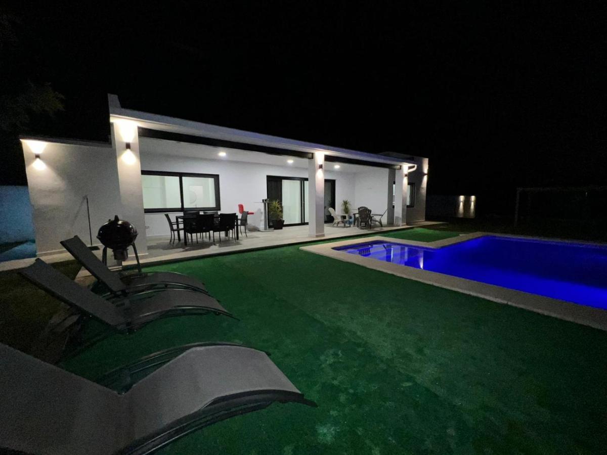 Villa Ole Tu Andalucia Sanlúcar la Mayor Exterior foto